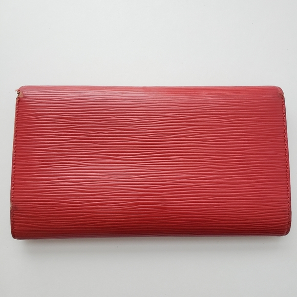 Authentic Louis Vuitton Red Epi Leather Wallet - Picture 5 of 15